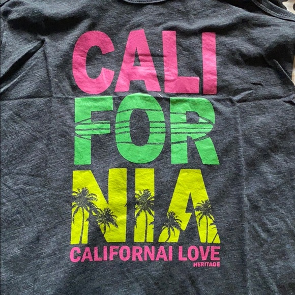 A California t-shirt - Picture 2 of 2